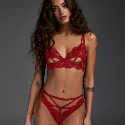 Комплект нижнего белья Scarlet Straps — купить в #REGION_NAME#