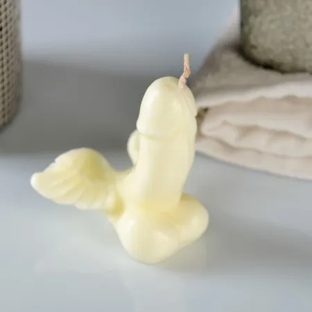 Фигурная свеча "Фаворит с крыльями", молочная   — купить в Алматы 4