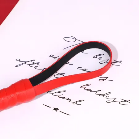 Кожаная плетка 45 см (красная) — купить в Алматы 6